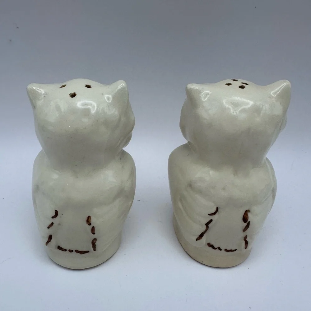 Vintage 1940 Shawnee Pottery Winking Owl Salt & Pepper Shakers Ceramic w Stopper - Picture 2 of 6
